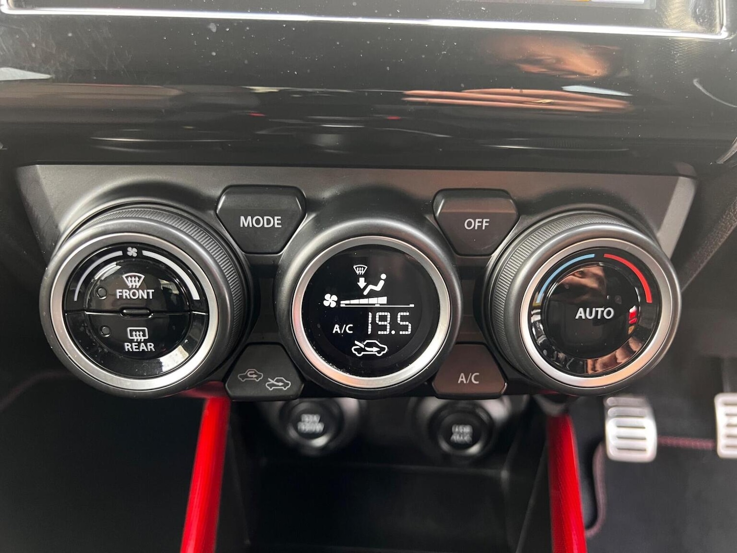 Used Suzuki Swift 2022 for sale - 77264424: Photo 32