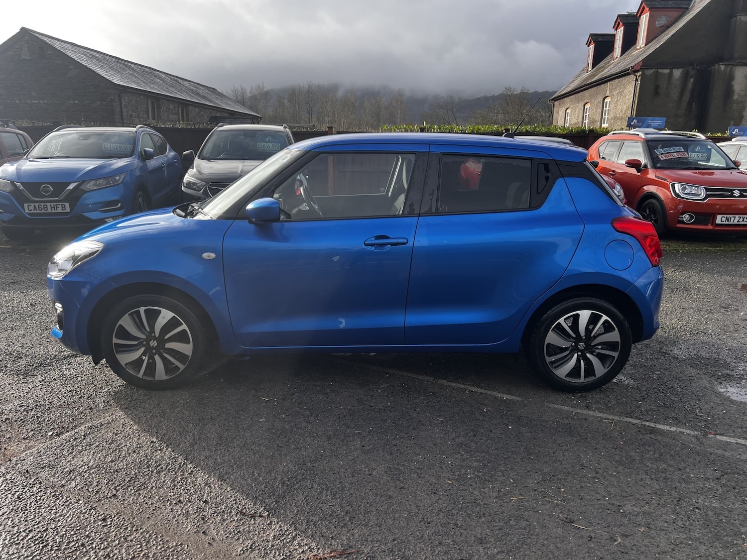 Used Suzuki Swift 2020 for sale - 77342696: Photo 2