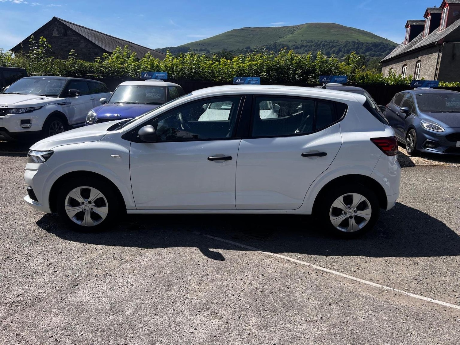 Used Dacia Sandero 2022 for sale - 77264363: Photo 2