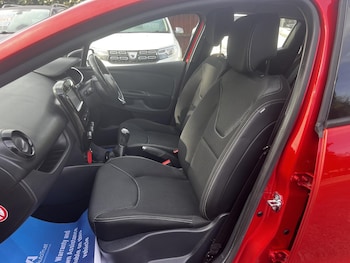 Used Renault Clio 2016 for sale - 79467670: Photo