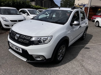 Used Dacia Sandero Stepway 2017 for sale - 79010727: Photo