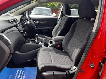 Used Nissan Qashqai 2017 for sale - 78864983: Photo