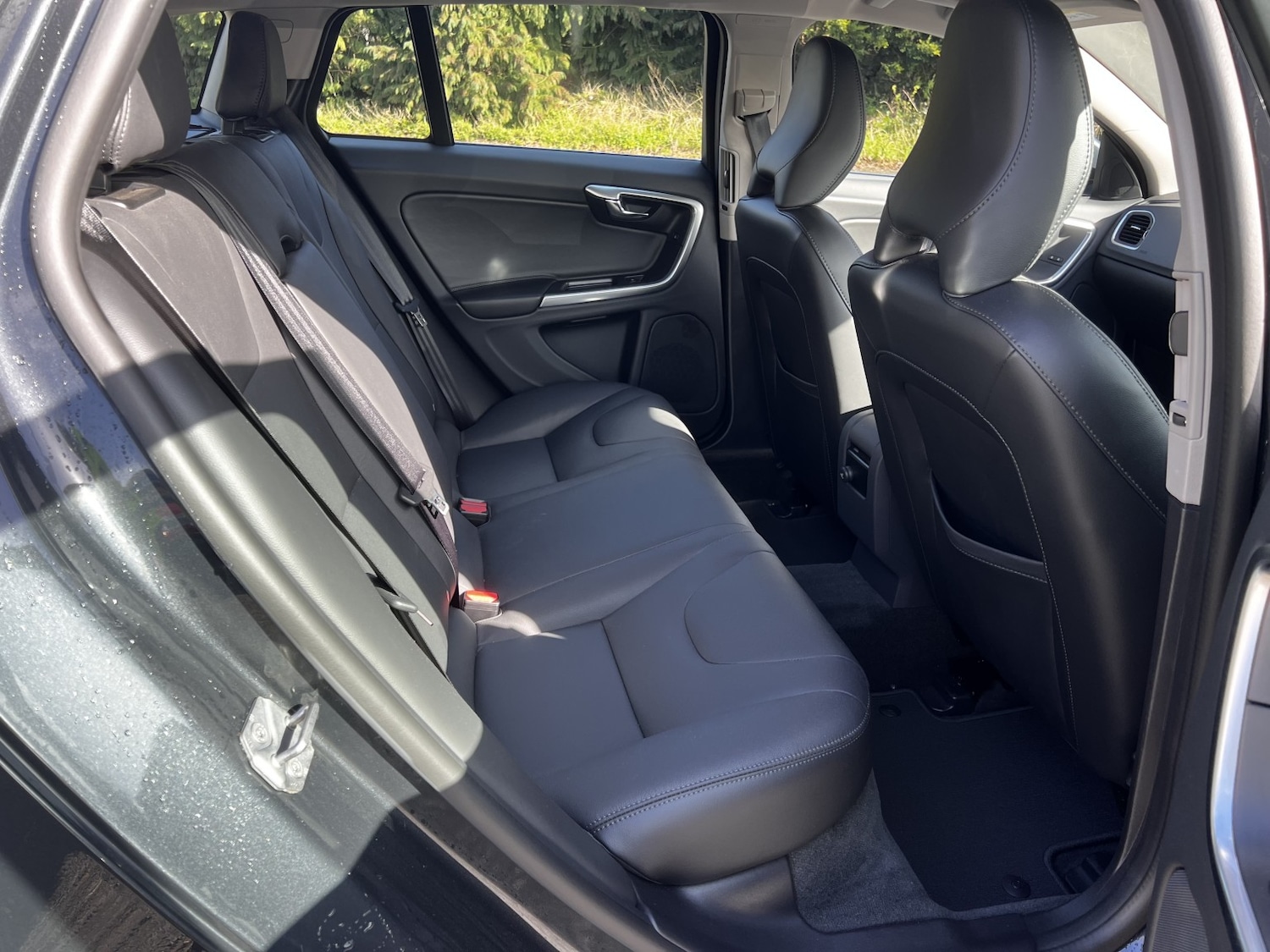 Used Volvo V60 2018 for sale - 77851378: Photo 13