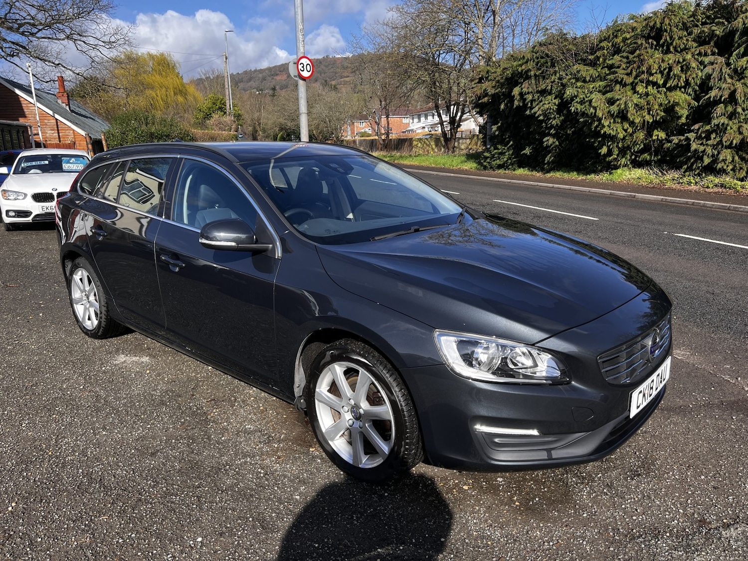 Used Volvo V60 2018 for sale - 77851378: Photo 17
