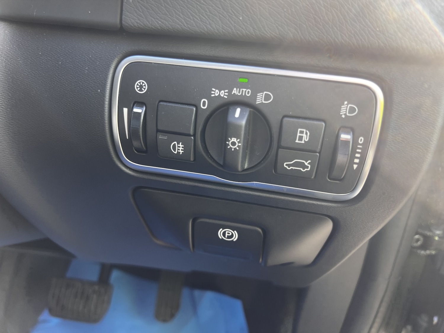 Used Volvo V60 2018 for sale - 77851378: Photo 20