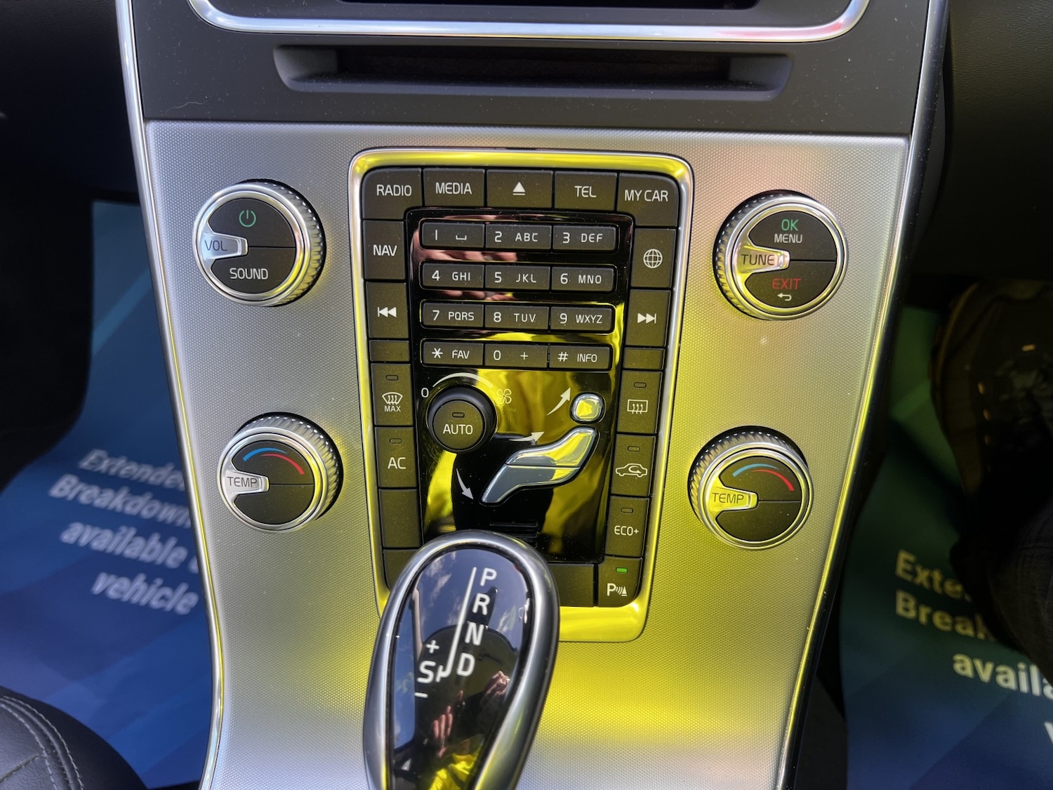 Used Volvo V60 2018 for sale - 77851378: Photo 23