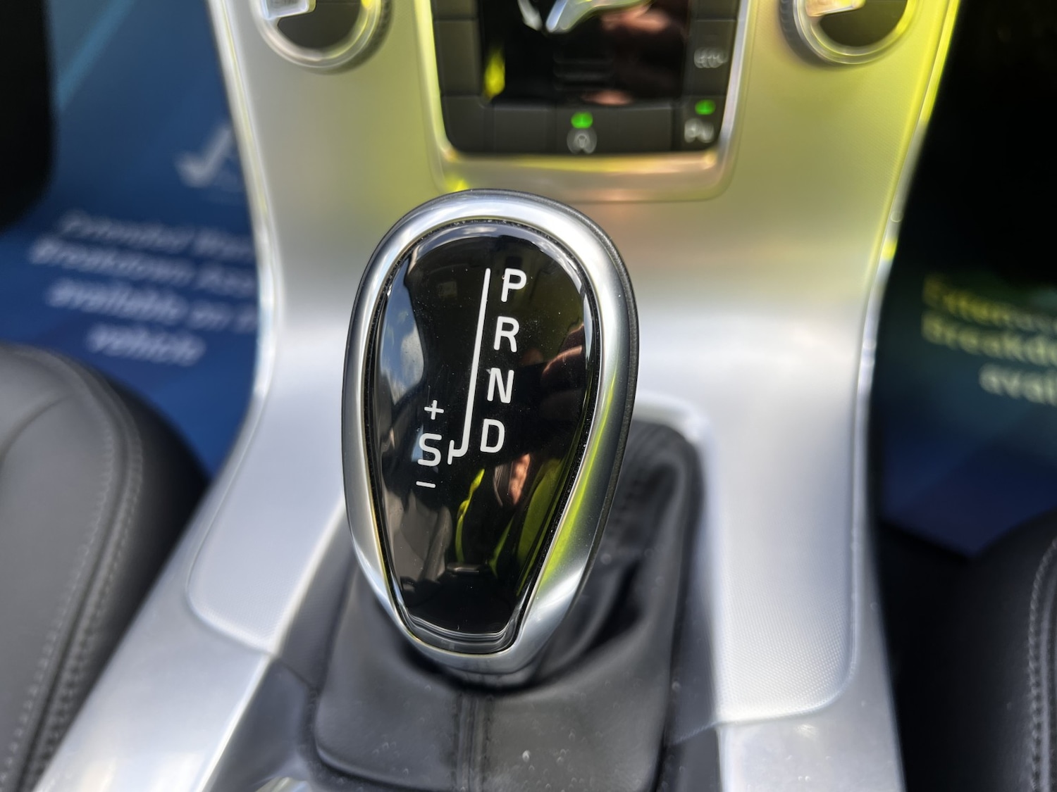 Used Volvo V60 2018 for sale - 77851378: Photo 29