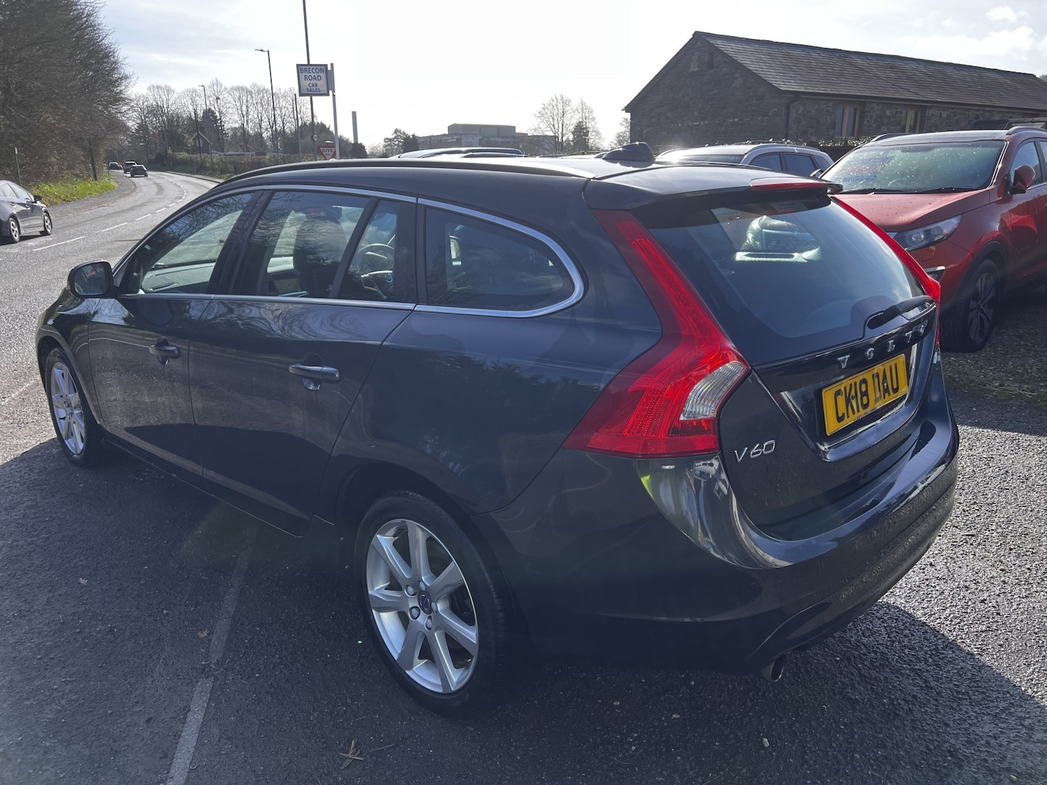 Used Volvo V60 2018 for sale - 77851378: Photo 7