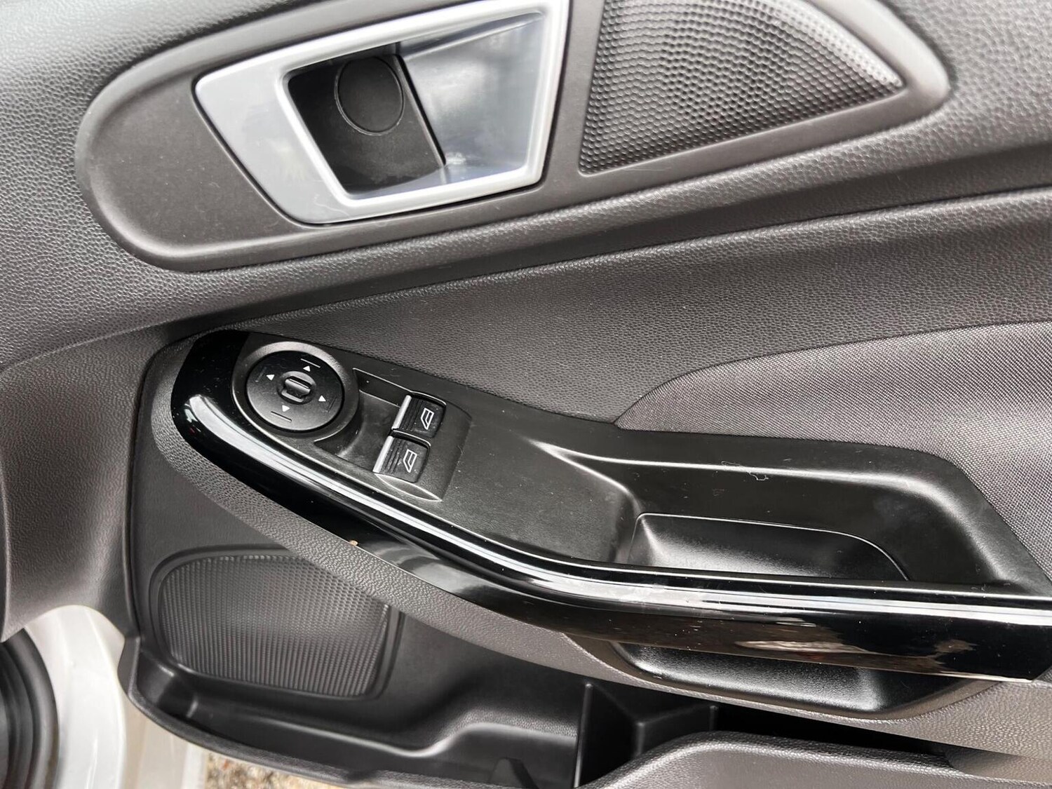 Used Ford Fiesta 2015 for sale - 77264475: Photo 20