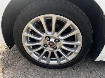 Used Fiat 124 Spider 2018 for sale - 78090636: Photo