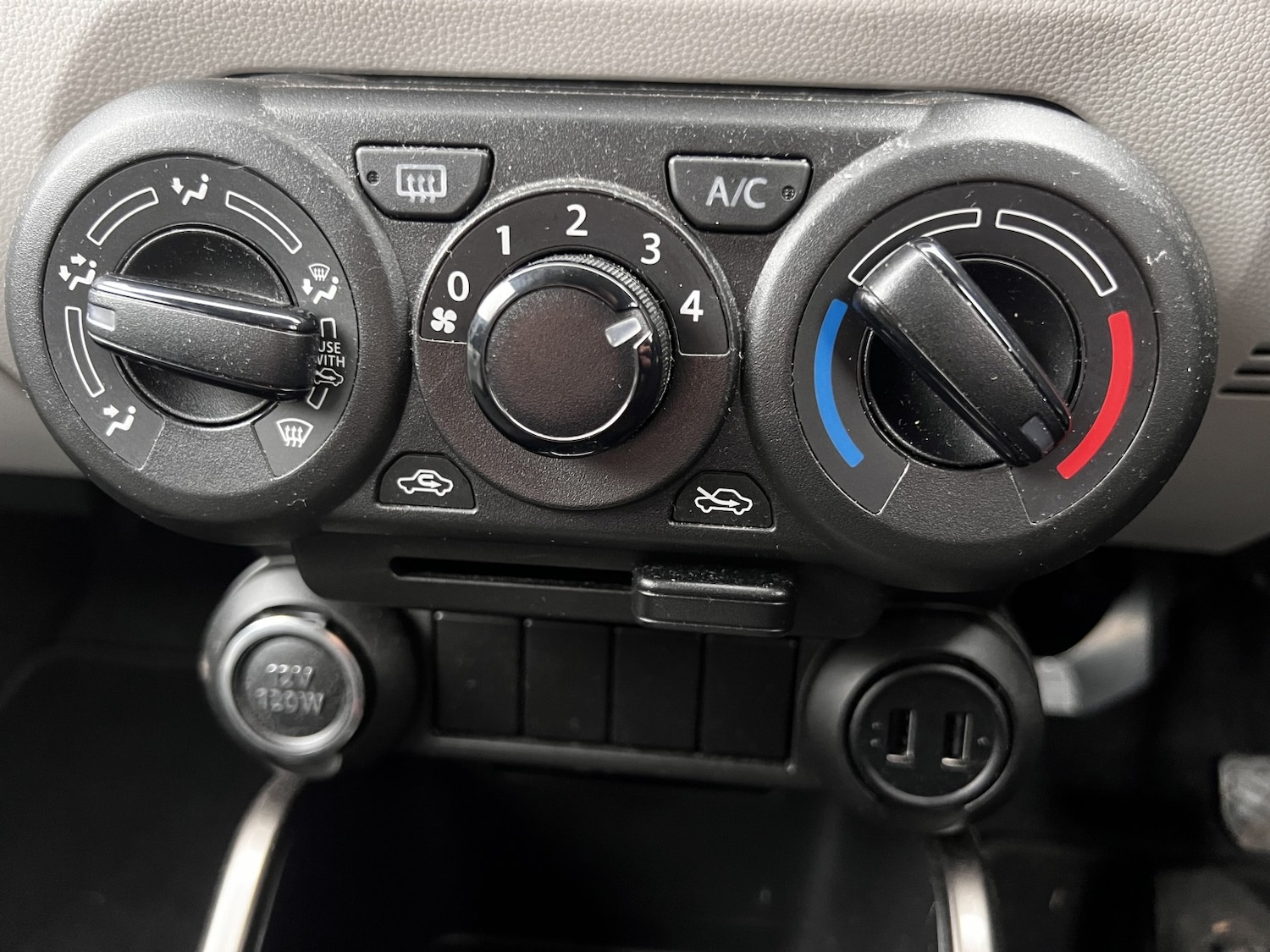 Used Suzuki Ignis 2017 for sale - 77277292: Photo 10