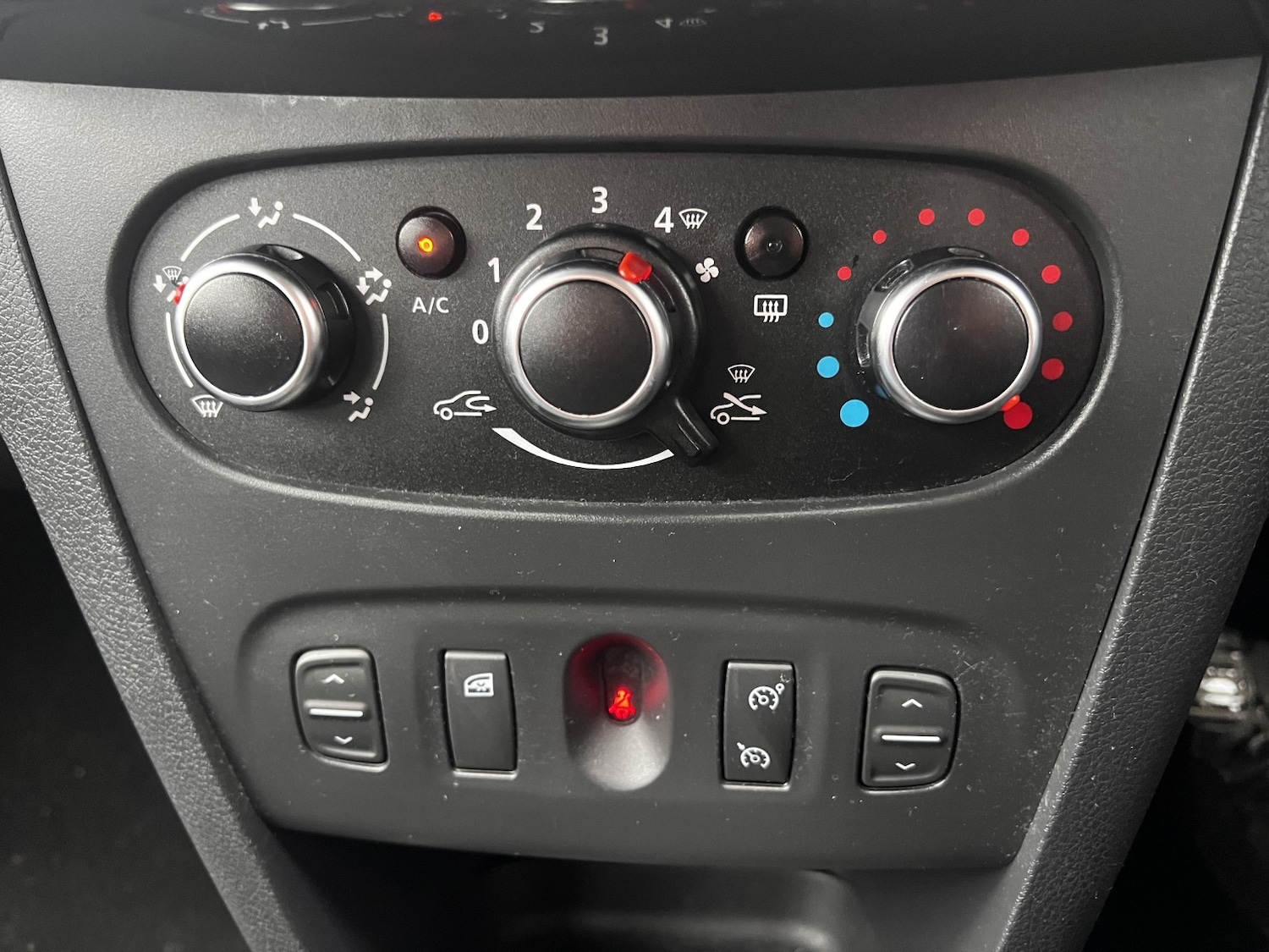 Used Dacia Logan MCV 2019 for sale - 77277267: Photo 12