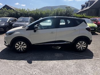 Used Renault Captur 2019 for sale - 79211452: Photo