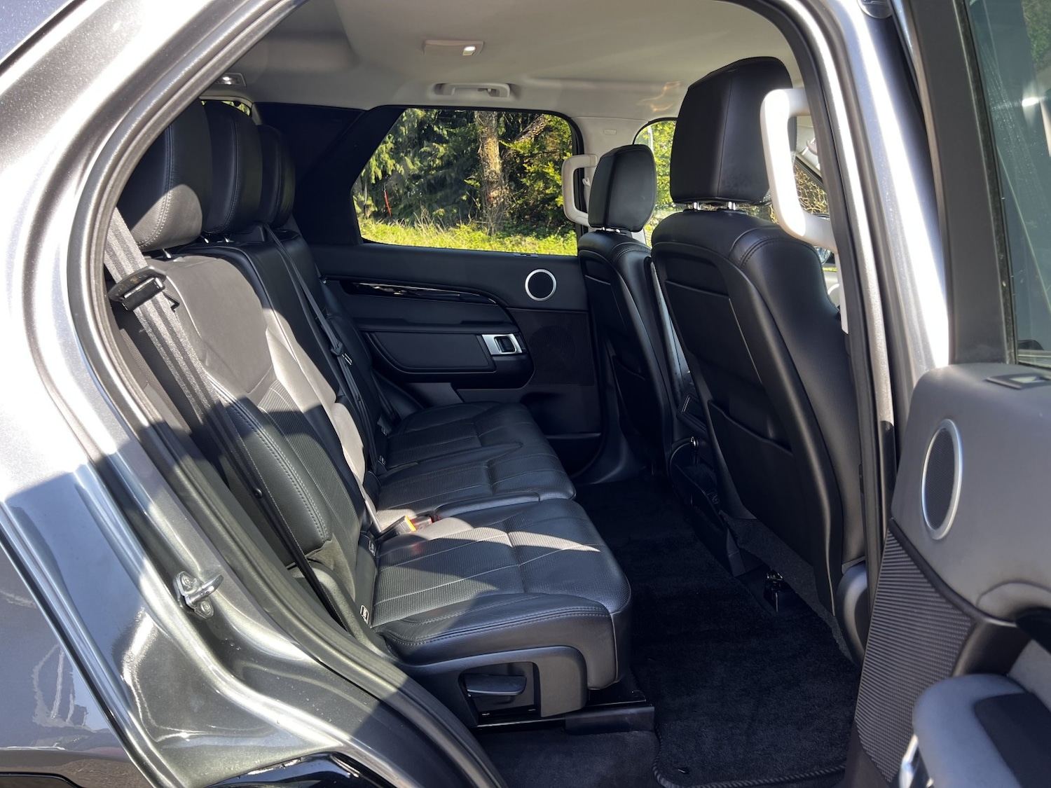 Used Land Rover Discovery 2017 for sale - 77953933: Photo 14