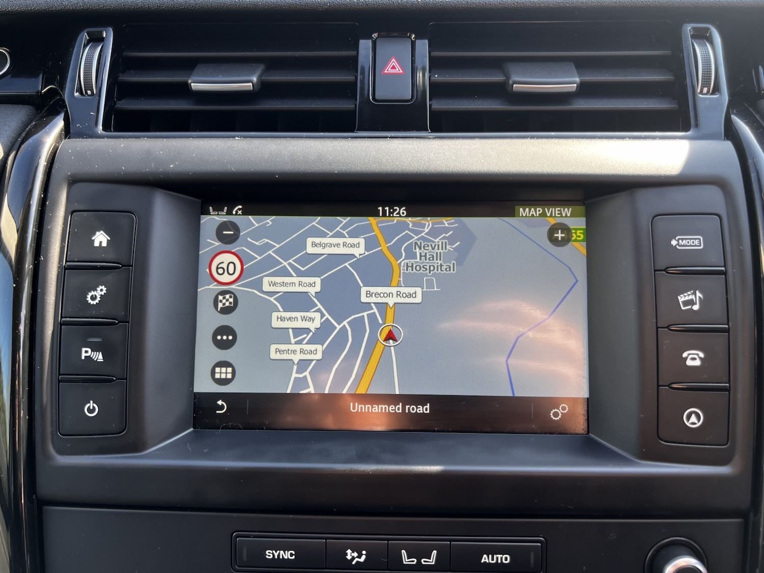 Used Land Rover Discovery 2017 for sale - 77953933: Photo 31