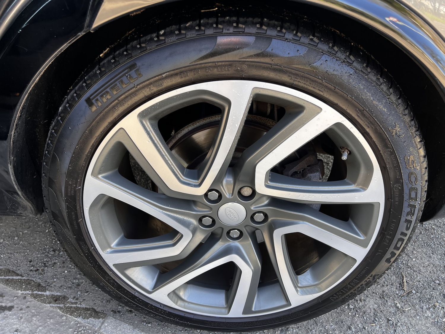 Used Land Rover Discovery 2017 for sale - 77953933: Photo 6