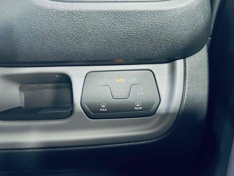 Used Volkswagen ID. Buzz Cargo 2023 for sale - 76383166: Photo 39