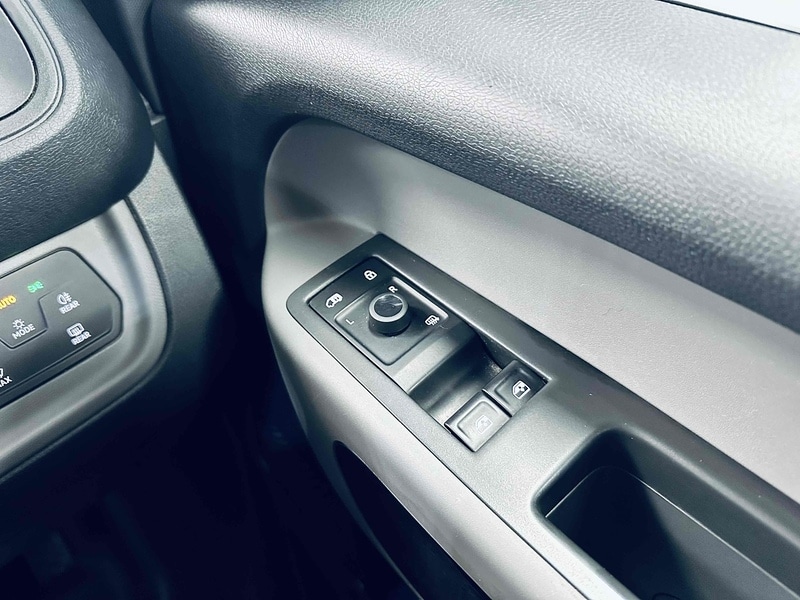 Used Volkswagen ID. Buzz Cargo 2023 for sale - 76383166: Photo 42