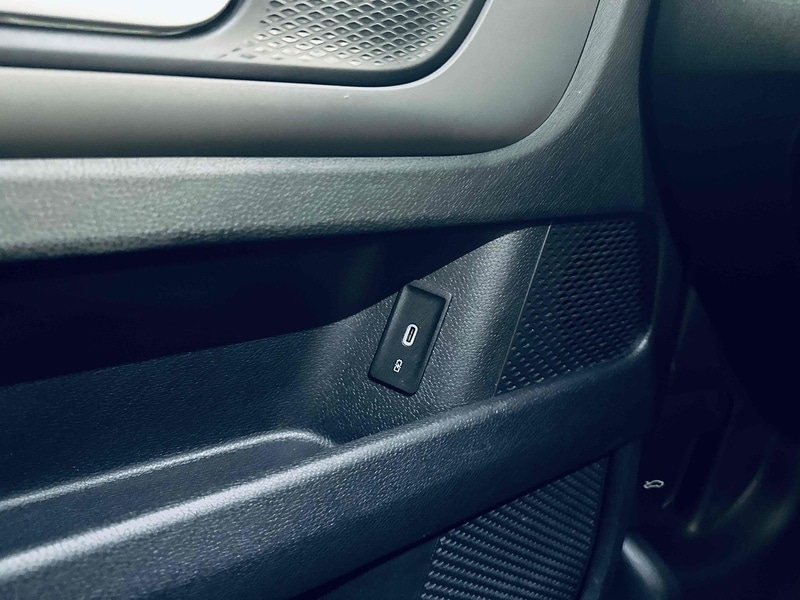 Used Volkswagen ID. Buzz Cargo 2023 for sale - 76383166: Photo 43