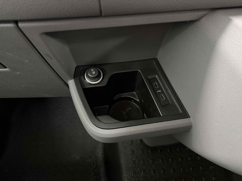 Used Volkswagen Transporter 2022 for sale - 77643296: Photo 21