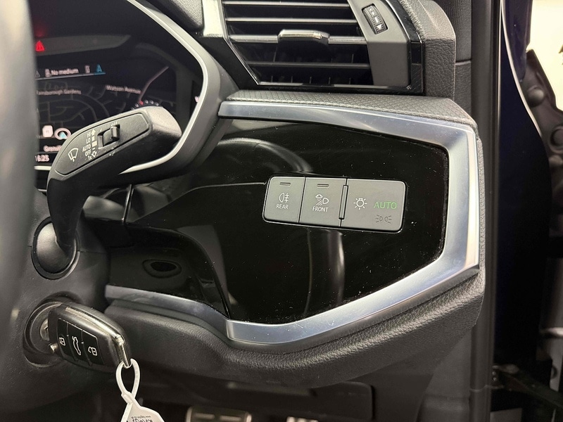 Used Audi Q3 2022 for sale - 77547840: Photo 41