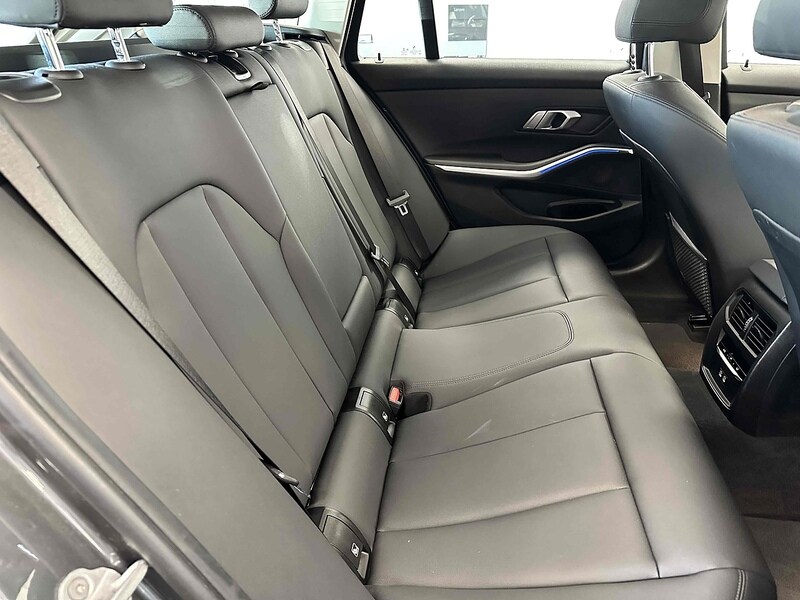 Used BMW 3 Series 2020 for sale - 76110351: Photo 18