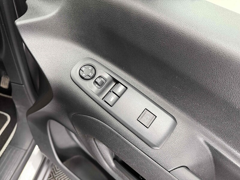 Used Peugeot Partner for sale - 77846467: Photo 35
