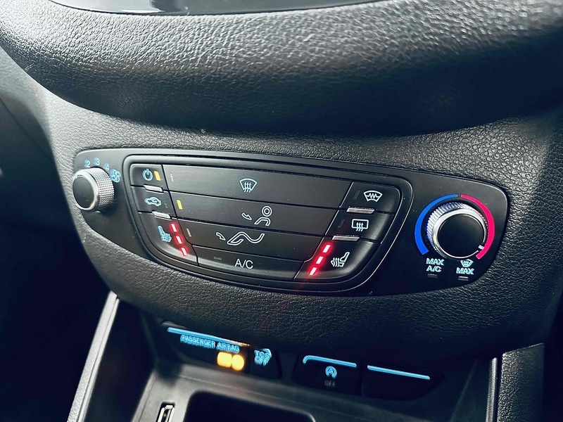 Used Ford Transit Courier 2020 for sale - 76392312: Photo 26