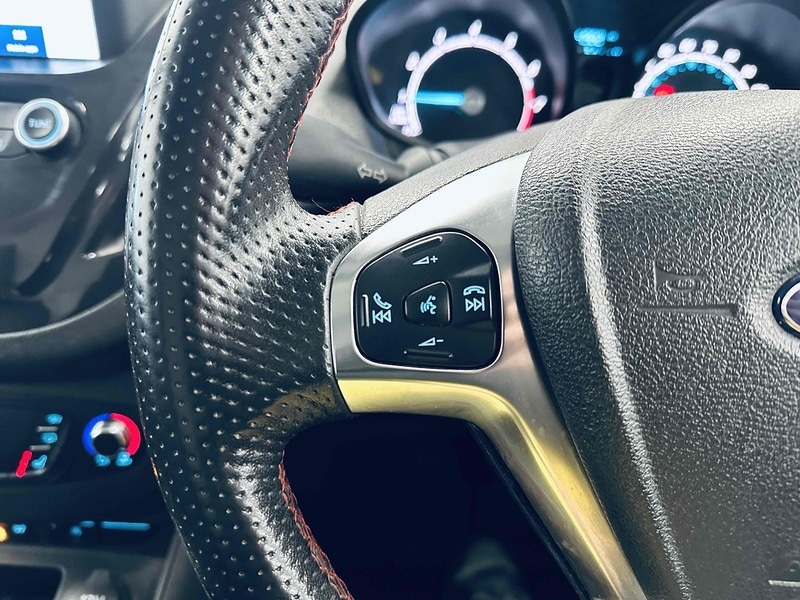 Used Ford Transit Courier 2020 for sale - 76392312: Photo 31