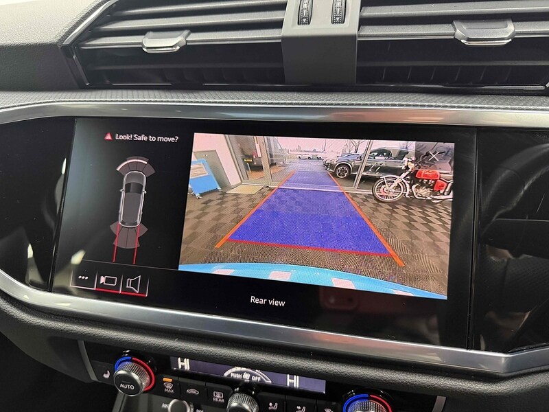 Used Audi Q3 for sale - 77370304: Photo 24