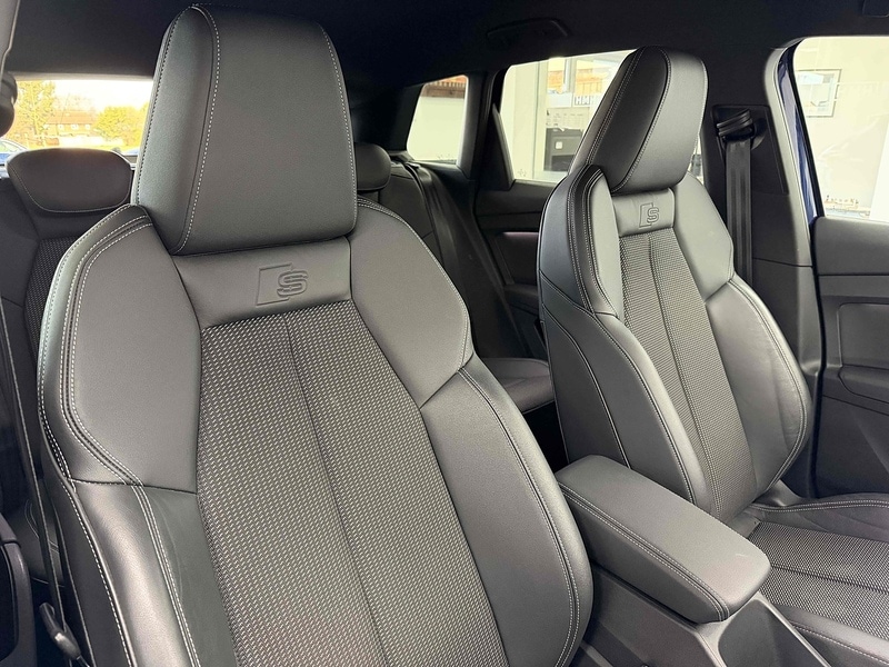 Used Audi Q4 e-tron 2021 for sale - 77932630: Photo 12