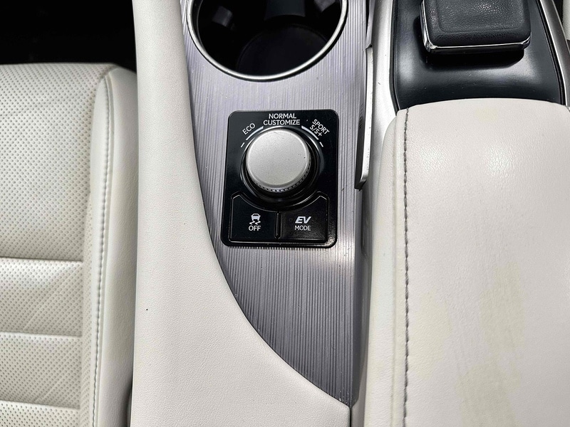 Used Lexus RX 2018 for sale - 76643071: Photo 32