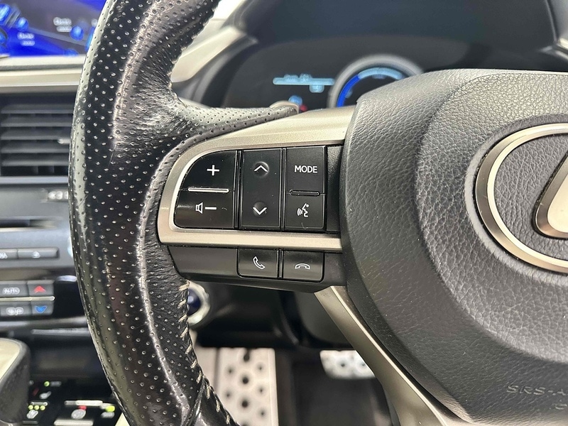 Used Lexus RX 2018 for sale - 76643071: Photo 36