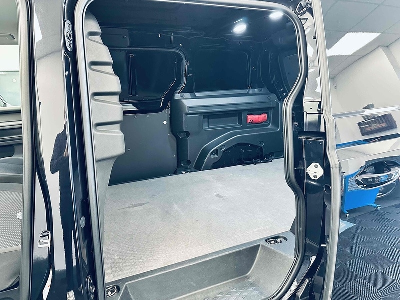 Used Volkswagen ID. Buzz Cargo 2023 for sale - 76288004: Photo 15