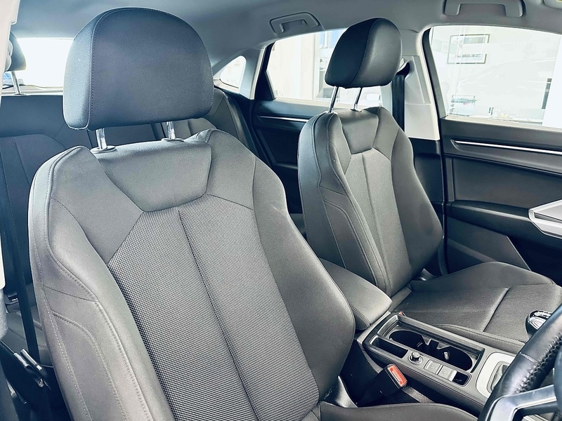 Used Audi Q3 2020 for sale - 76566263: Photo 10