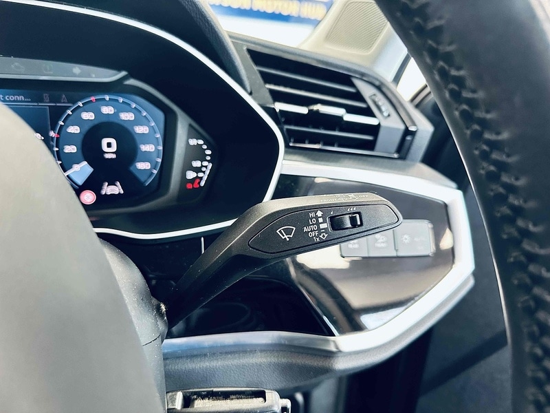 Used Audi Q3 2020 for sale - 76566263: Photo 32