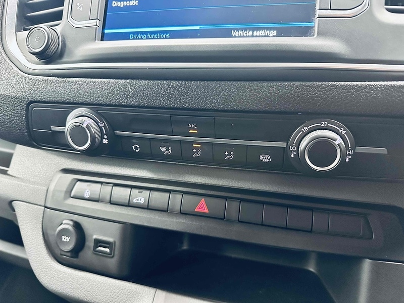 Used Peugeot Expert 2019 for sale - 76482547: Photo 30