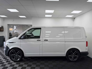 Used Volkswagen Transporter 2022 for sale - 78228230: Photo
