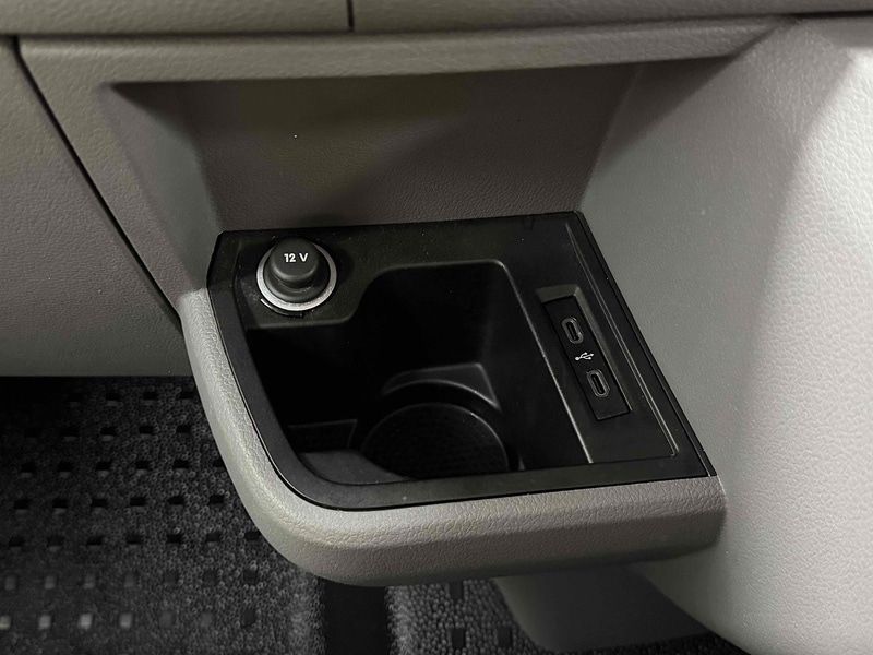 Used Volkswagen Transporter 2021 for sale - 77998343: Photo 30