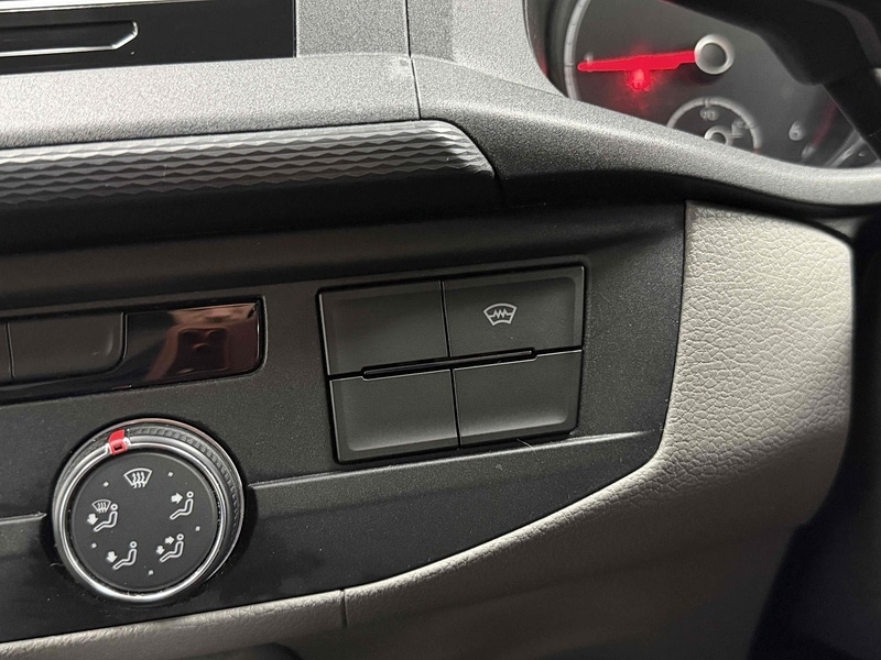 Used Volkswagen Transporter 2021 for sale - 77998343: Photo 31