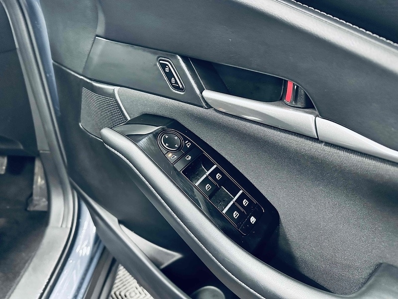 Used Mazda CX-30 2021 for sale - 76712103: Photo 38