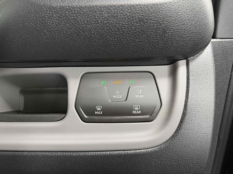 Used Volkswagen ID. Buzz Cargo 2023 for sale - 77452596: Photo 37