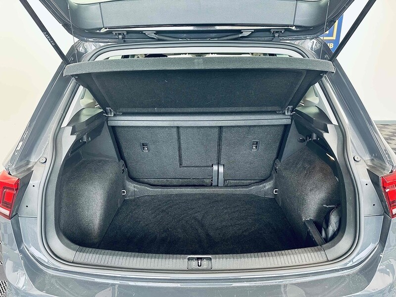 Used Volkswagen Tiguan 2021 for sale - 76236251: Photo 17