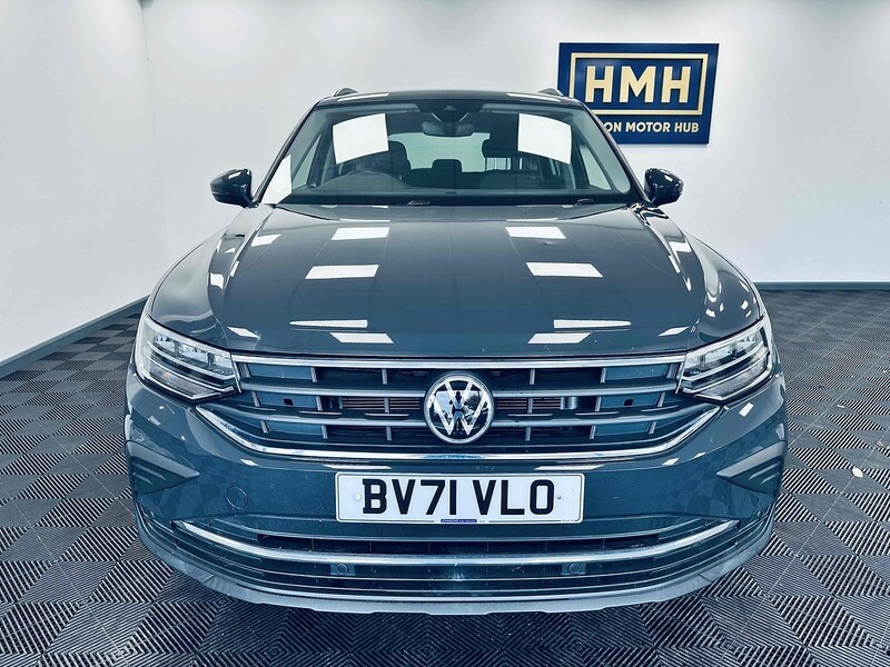 Used Volkswagen Tiguan 2021 for sale - 76236251: Photo 2