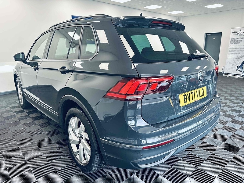 Used Volkswagen Tiguan 2021 for sale - 76236251: Photo 6