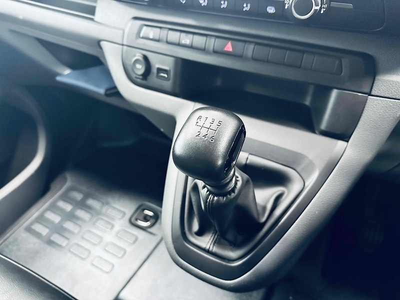 Used Peugeot Expert 2019 for sale - 76736455: Photo 26