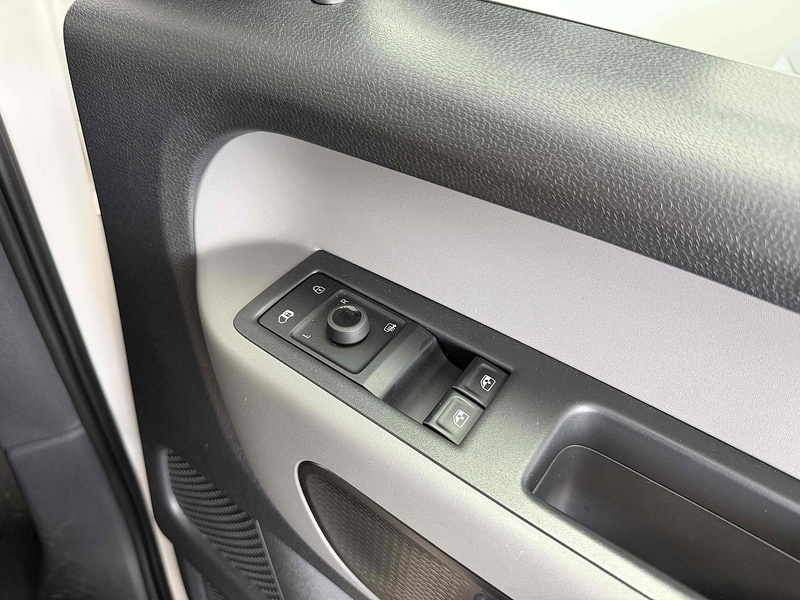 Used Volkswagen ID.Buzz 2023 for sale - 78154541: Photo 32