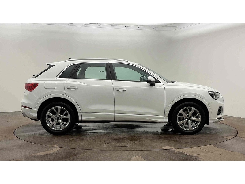 Used Audi Q3 2020 for sale - 76982581: Photo 3