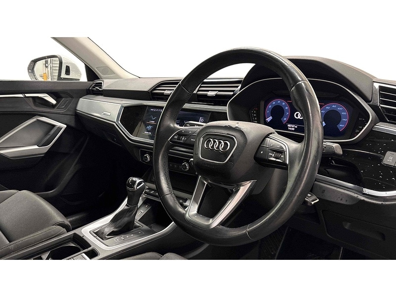 Used Audi Q3 2020 for sale - 76982581: Photo 5