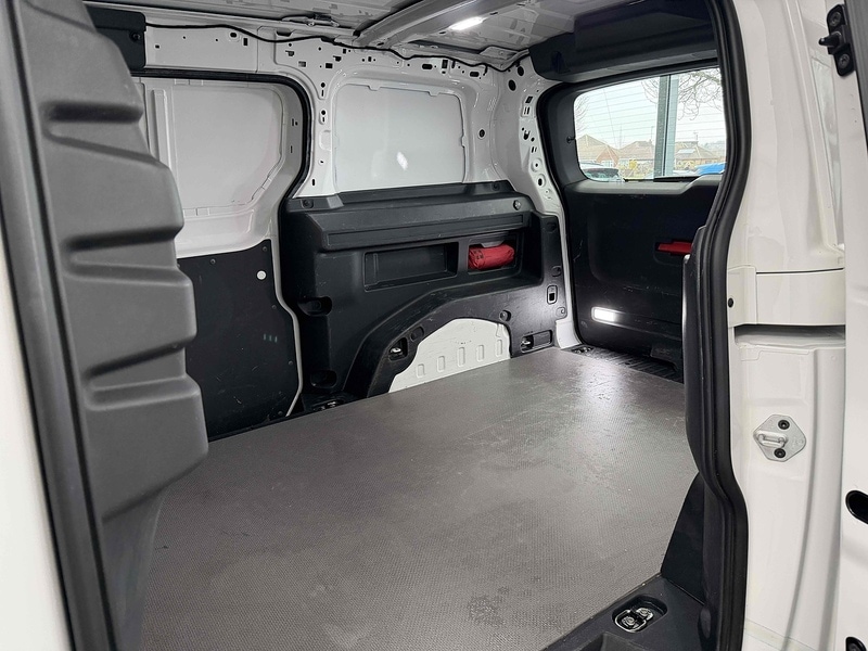 Used Volkswagen ID.Buzz 2023 for sale - 77432610: Photo 15